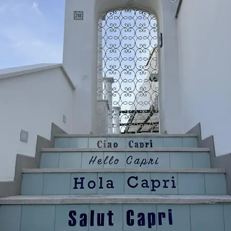 Ciao 3* Capri
